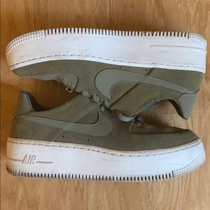 Nike Air Force 1 Sage Low